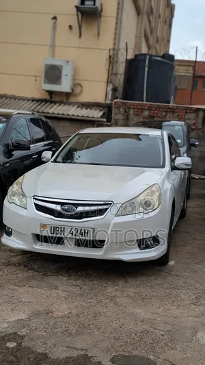 Subaru Legacy 2.0D Sedan 2009 White