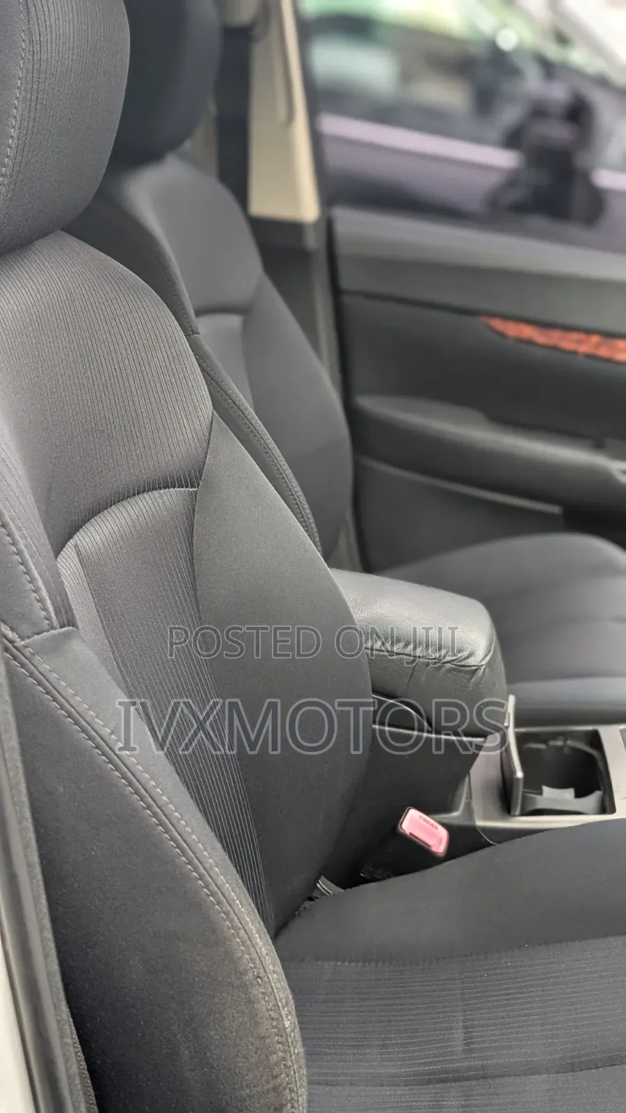 Subaru Legacy 2.0D Sedan 2009 White