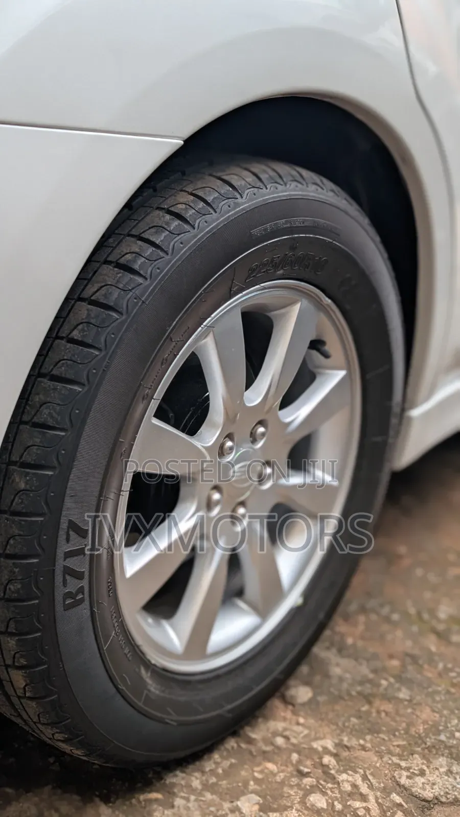Subaru Legacy 2.0D Sedan 2009 White
