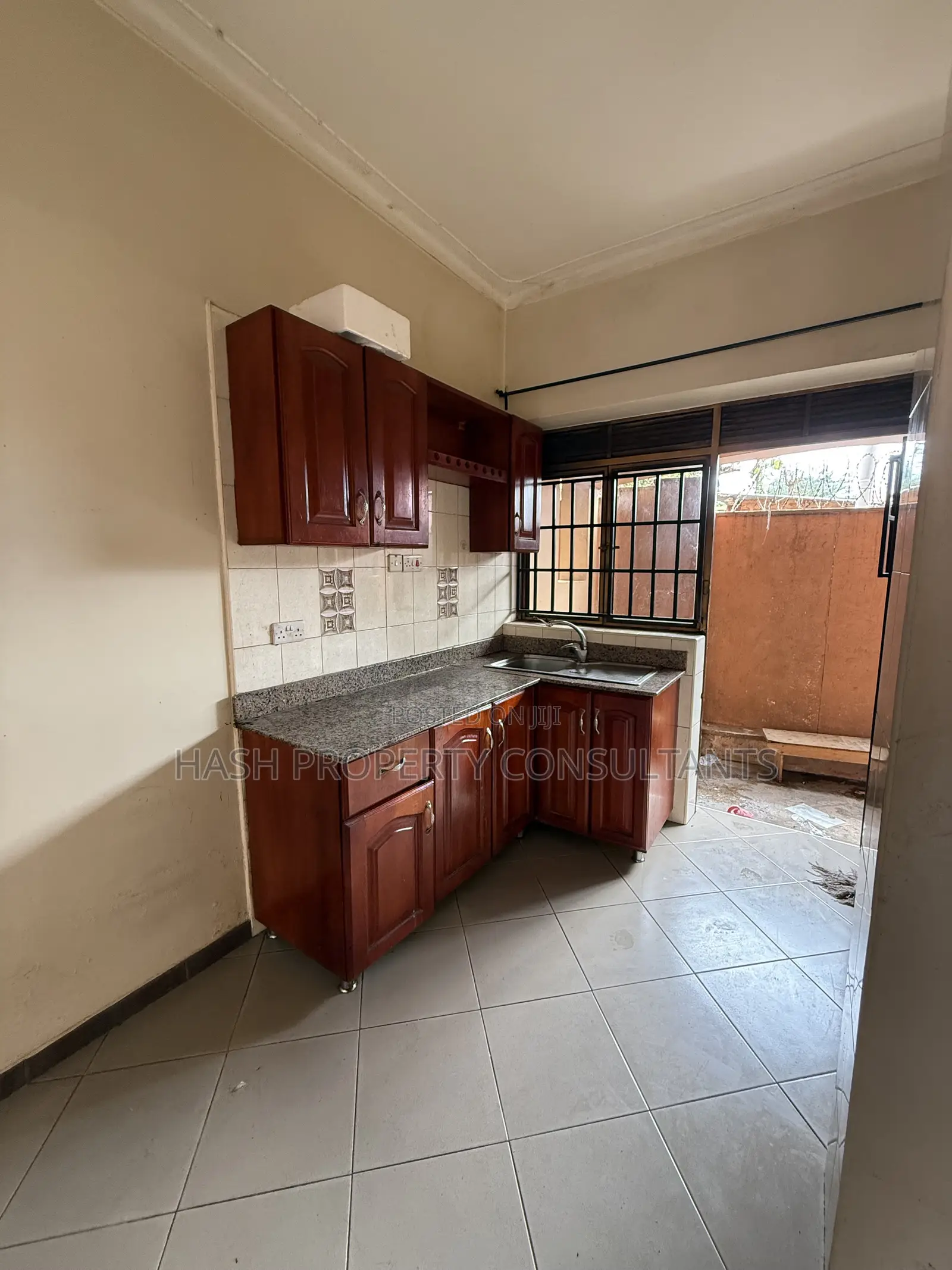 2bdrm House in Kirudu Houses, Central Division for rent