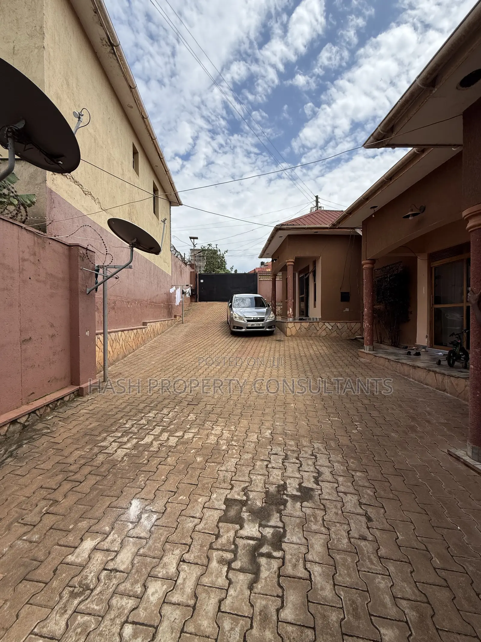 2bdrm House in Kirudu Houses, Central Division for rent