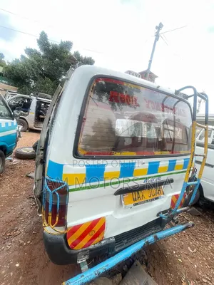 Toyota HiAce 1997 White