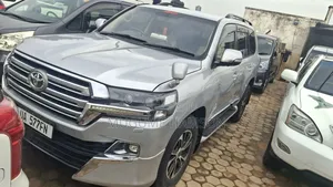 Toyota Land Cruiser 2017 Silver