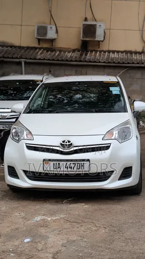 Toyota Ractis 1.5 AWD 2011 White
