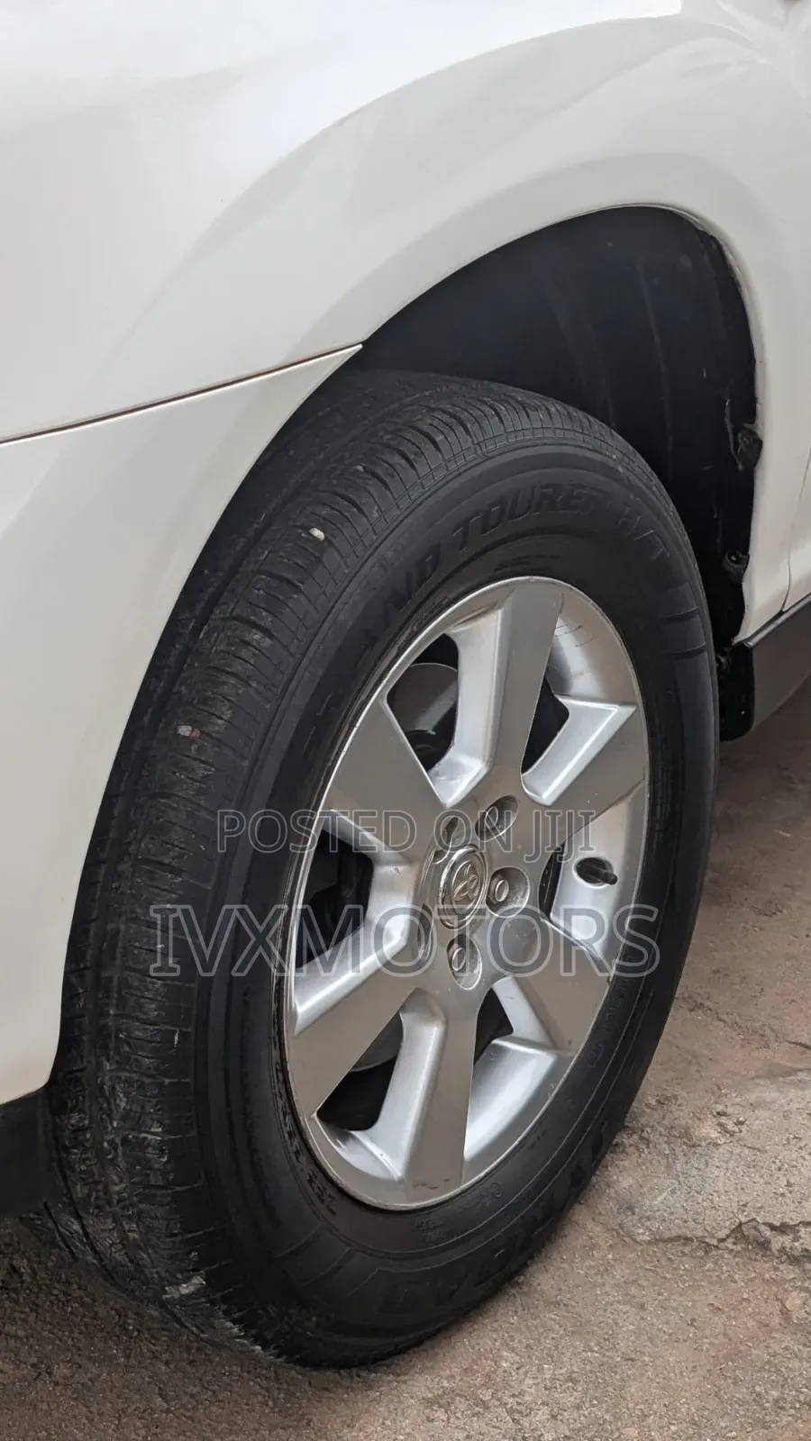 Toyota Harrier 2.4 2009 White