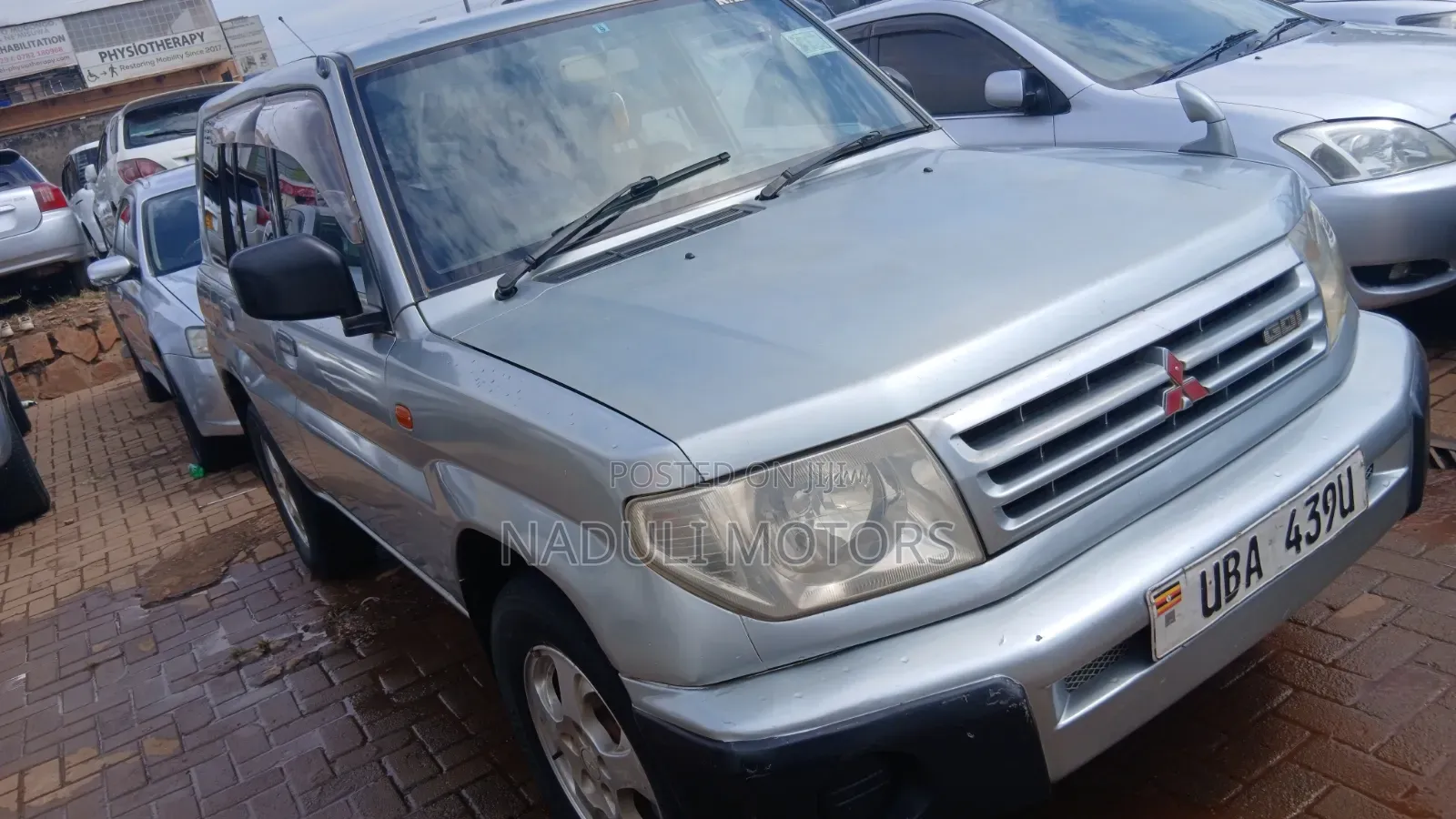 Mitsubishi Pajero IO 2004 Silver