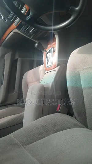 Toyota Mark II 2004 Gray
