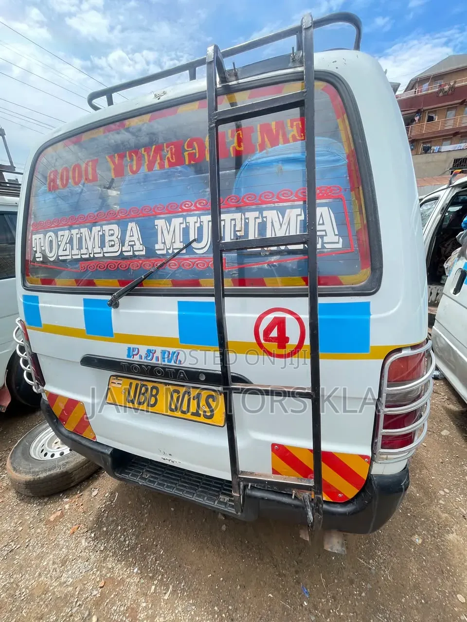 Toyota HiAce 2002 White