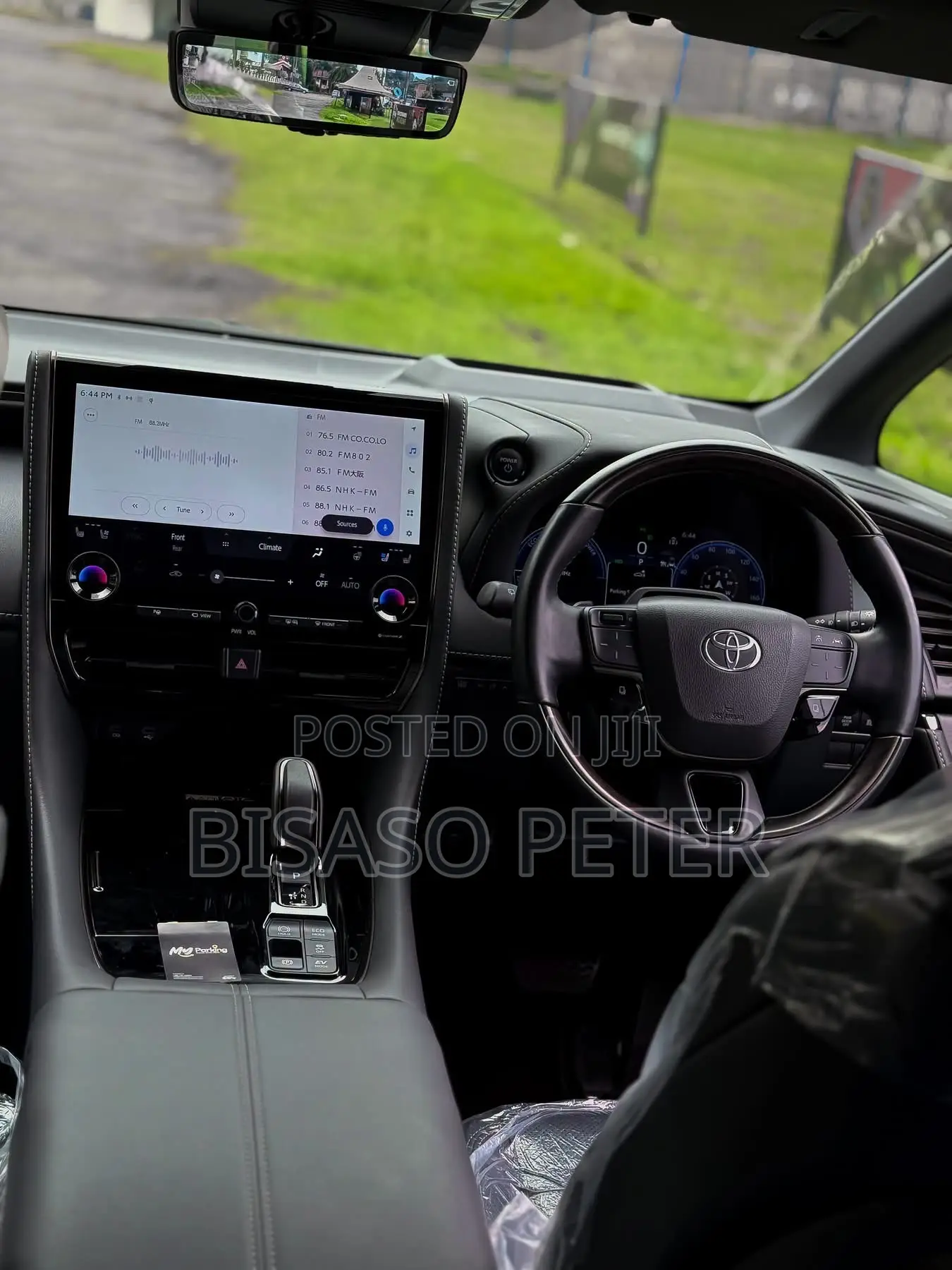 Toyota Vellfire 2024 White