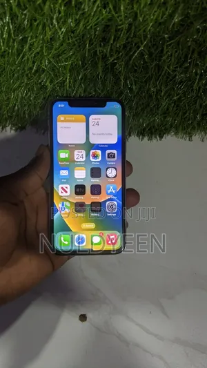 Apple iPhone X 64 GB