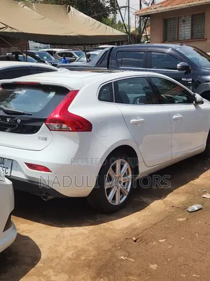Volvo V40 2016 White