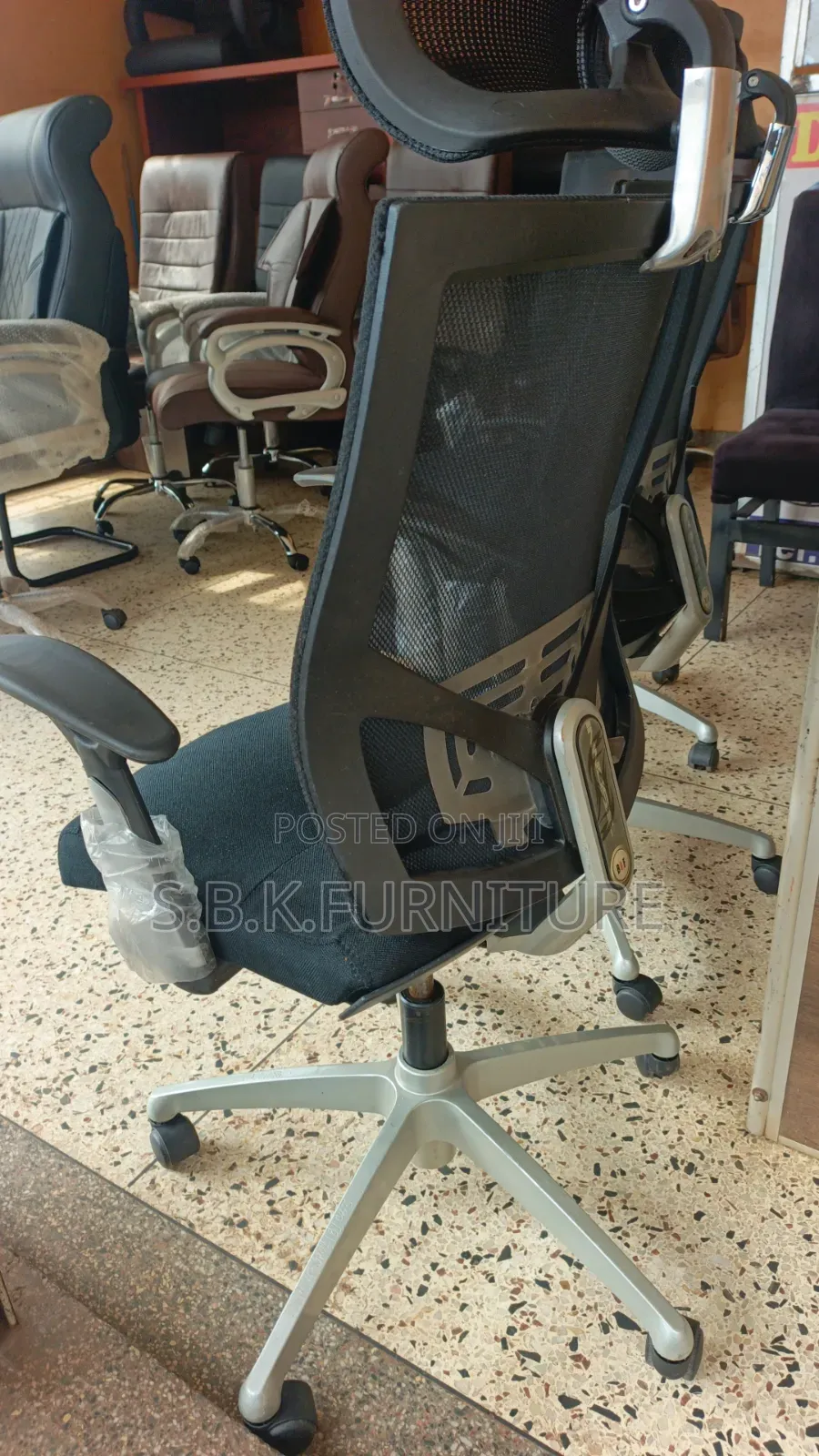 Egonomic Mesh Chair
