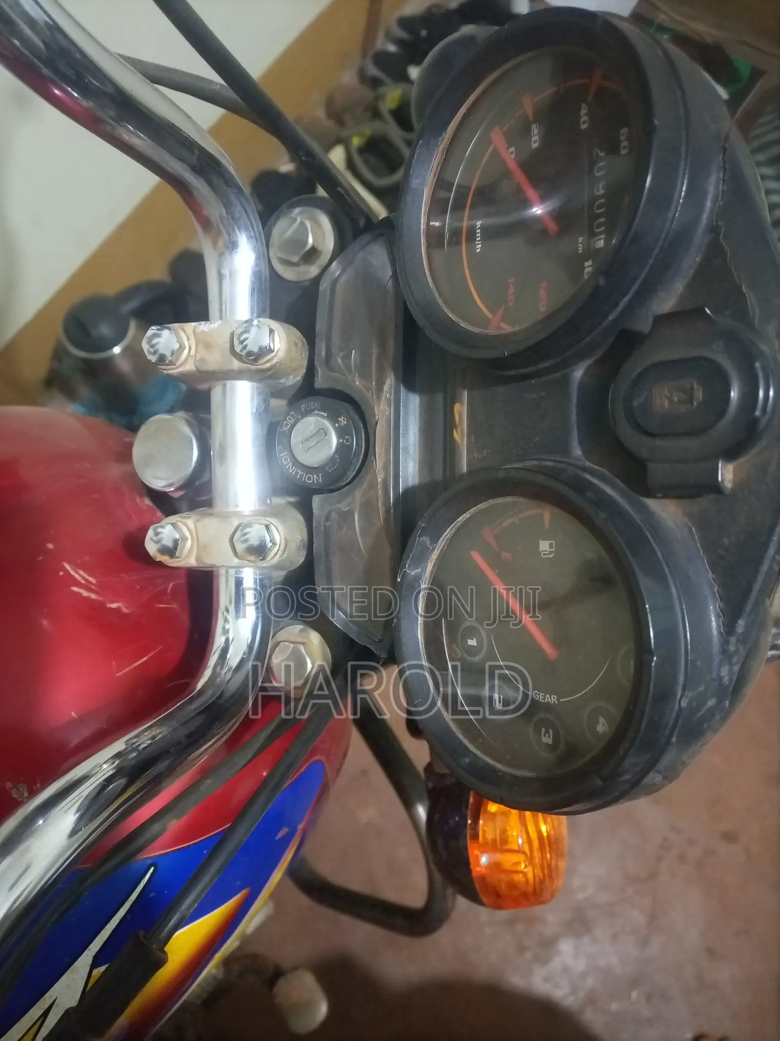 Bajaj CT 125X 2023 Red