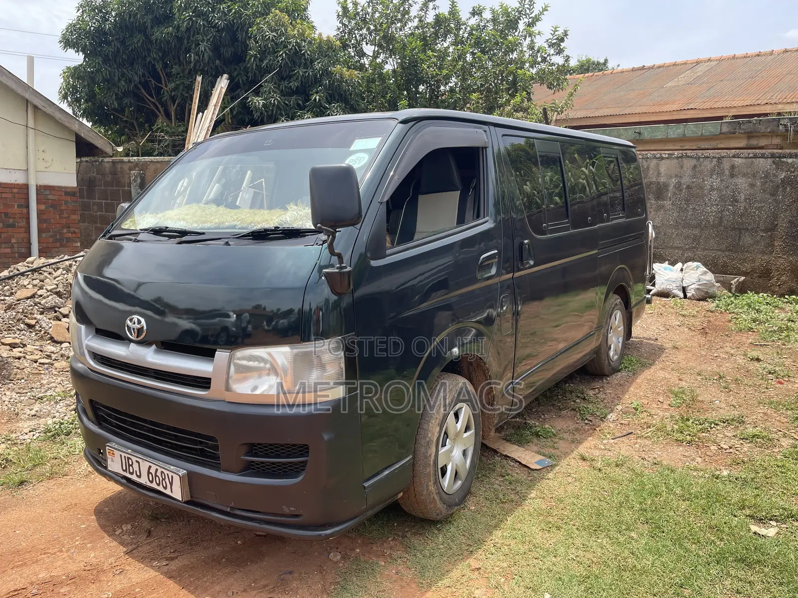 Toyota HiAce 2007 Green