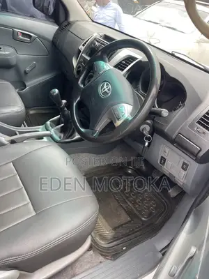 Toyota Hilux 2.5 D-4D Double Cab 2008 White