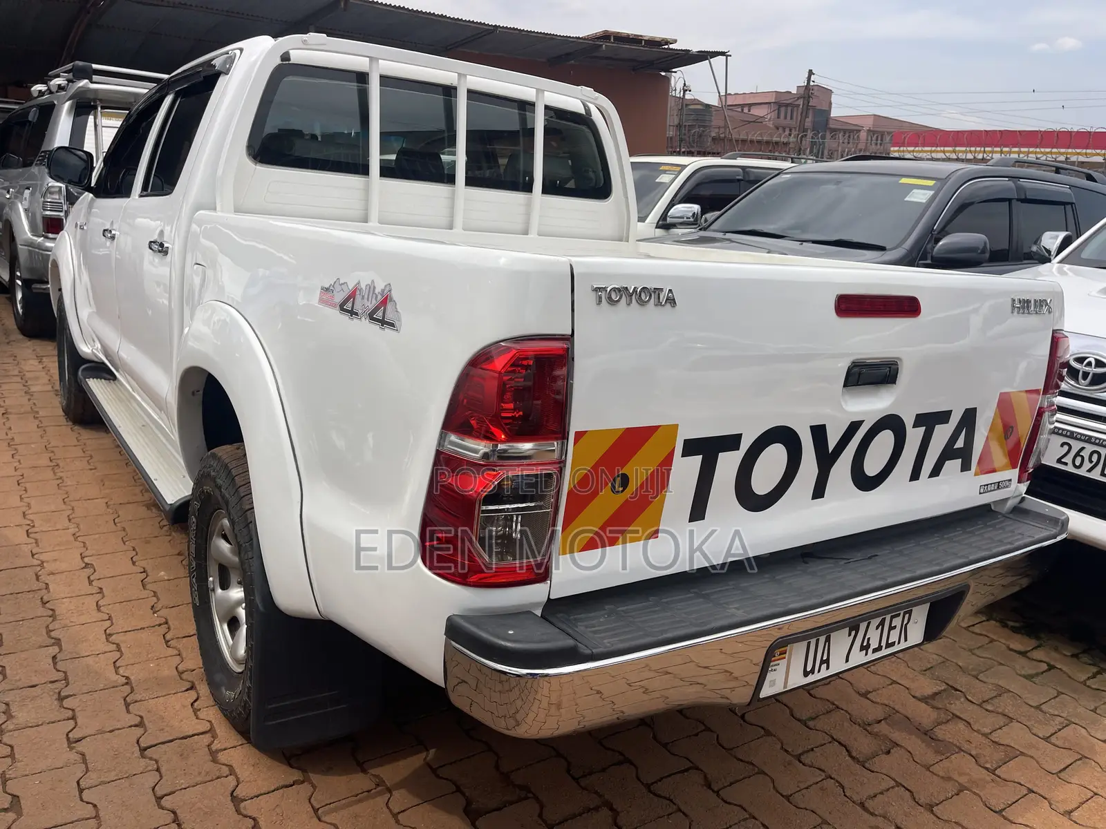 Toyota Hilux 2.5 D-4D Double Cab 2008 White