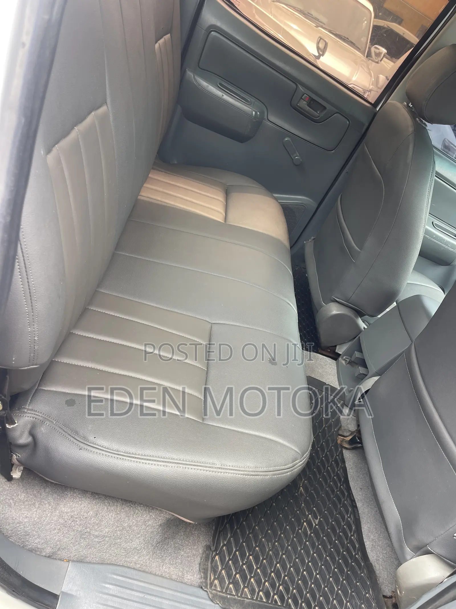 Toyota Hilux 2.5 D-4D Double Cab 2008 White