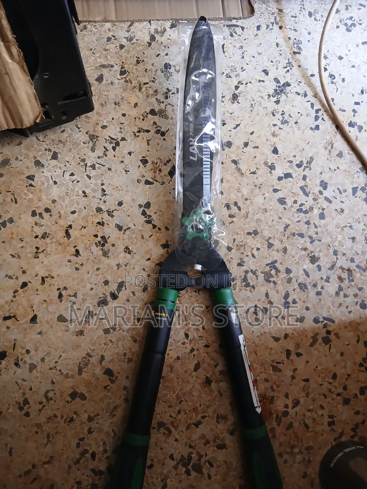 Manual Hedge Shears (Also Known as Hedge Clippers or Shrub Trimmers