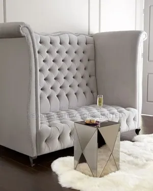 Sofas Chairs/Lounge Chesterfield Sofa Couches 1,500,000/-