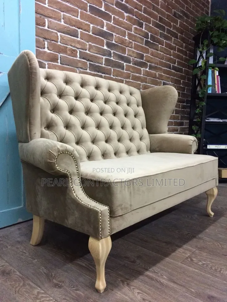 Sofas Chairs/High Back Chesterfield Booth Sofa Couches 1,500,000/-