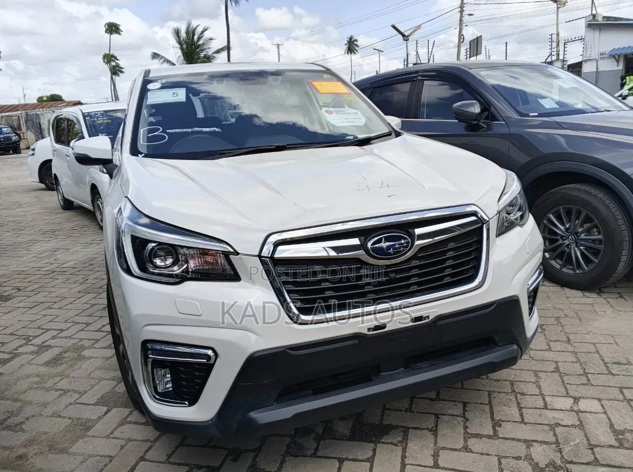 Subaru Forester Premium AWD 2019 Pearl