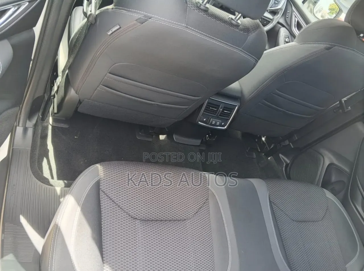 Subaru Forester Premium AWD 2019 Pearl