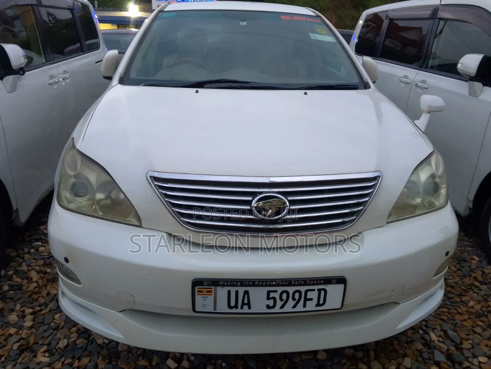 Toyota Harrier 3.0 V6 2005 White