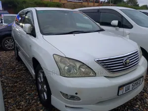 Toyota Harrier 3.0 V6 2005 White