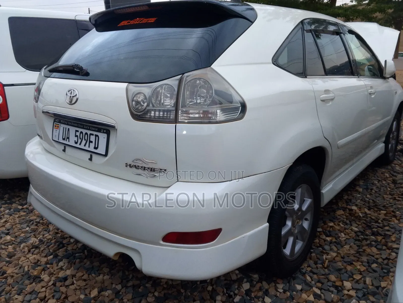 Toyota Harrier 3.0 V6 2005 White
