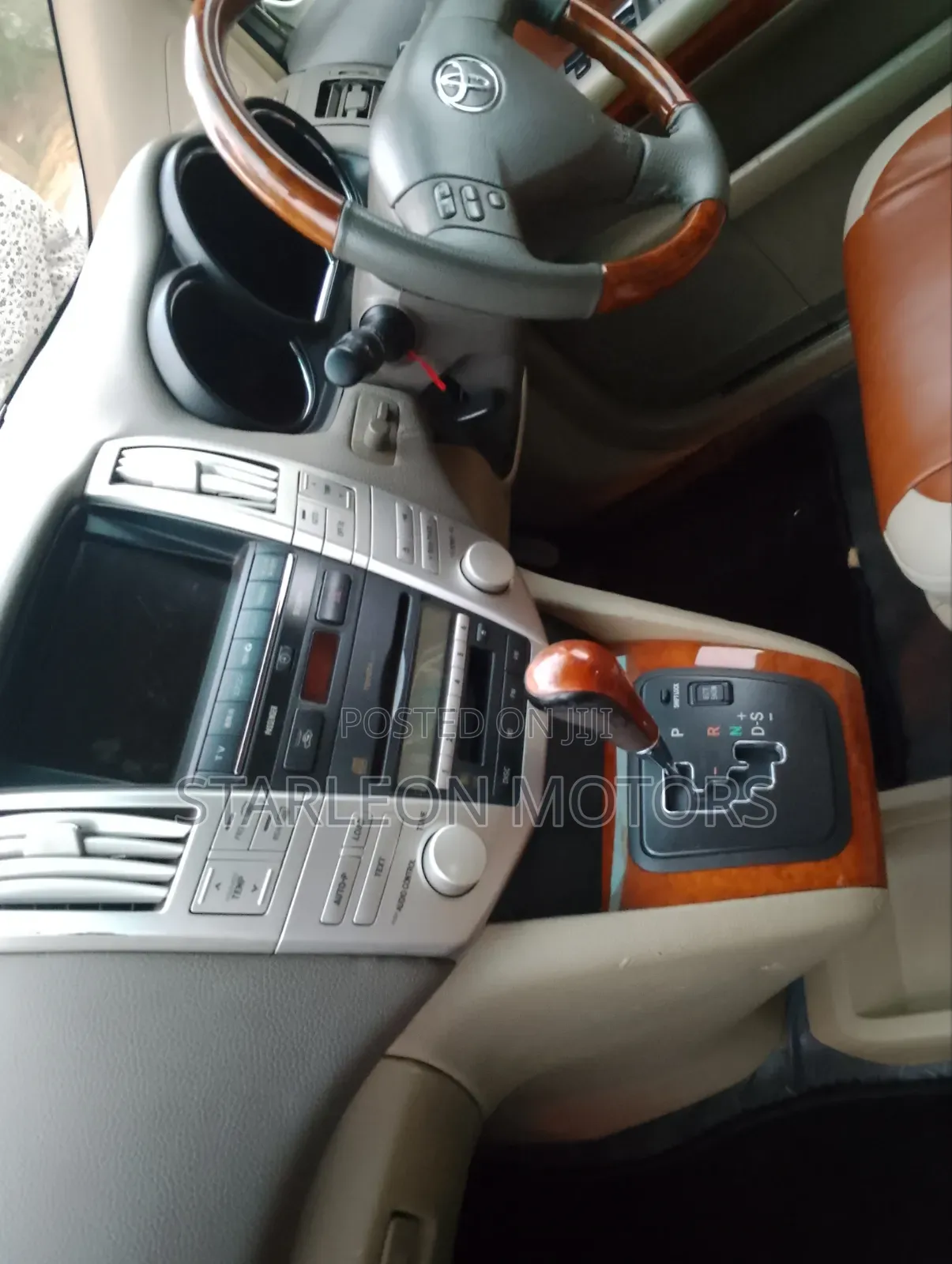 Toyota Harrier 3.0 V6 2005 White