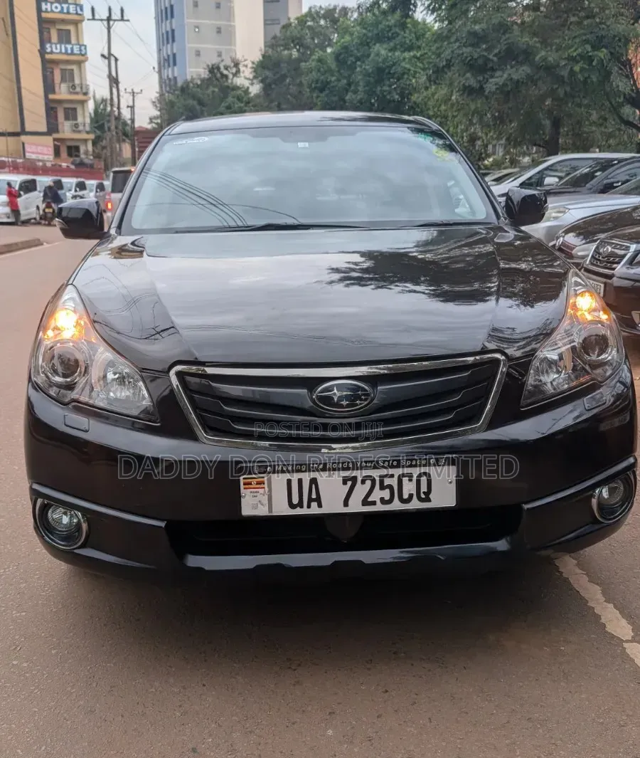 Subaru Outback 2.5i 2012 Black