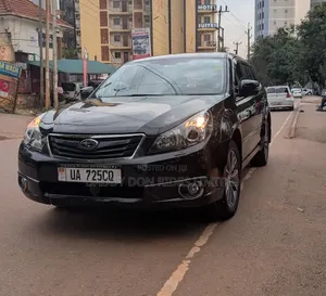 Subaru Outback 2.5i 2012 Black
