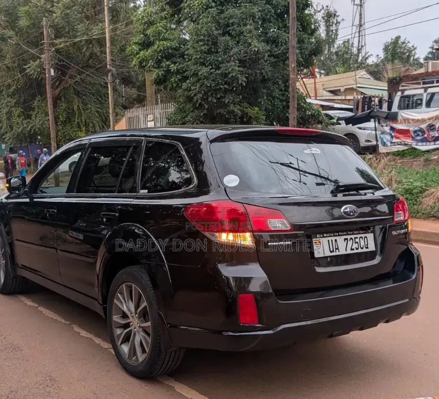 Subaru Outback 2.5i 2012 Black