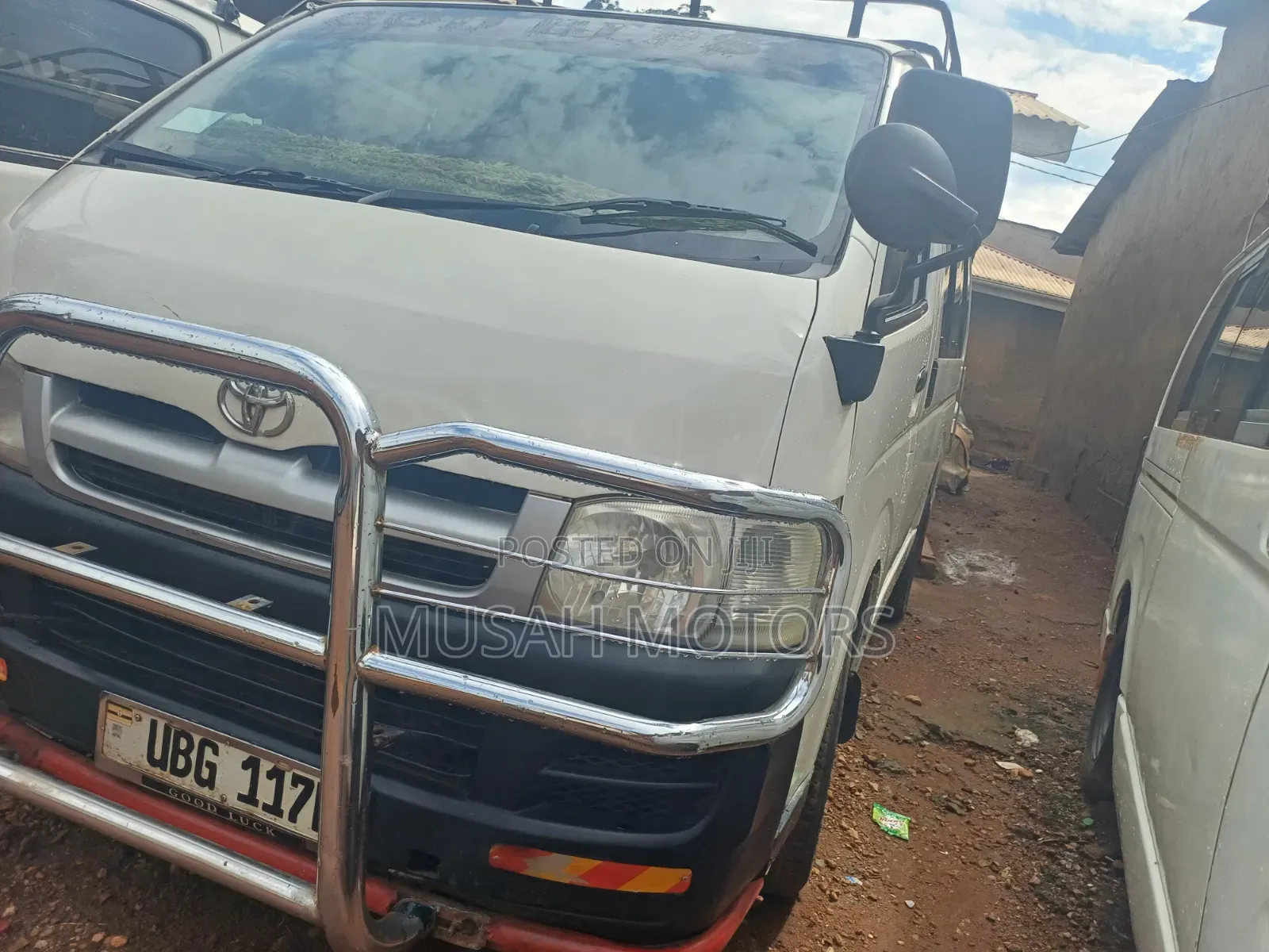 Toyota HiAce 2008 White