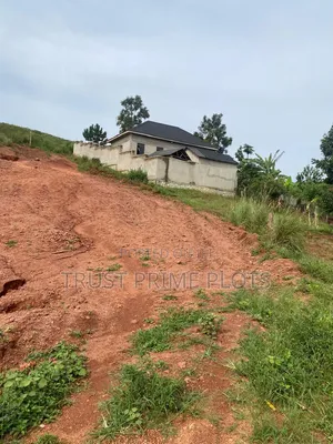 18 Decimals Plot in Nakawuka Jjungo - 500M Off Main Road - 42M