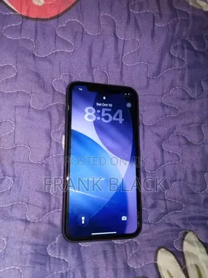 Apple iPhone 11 64 GB Black