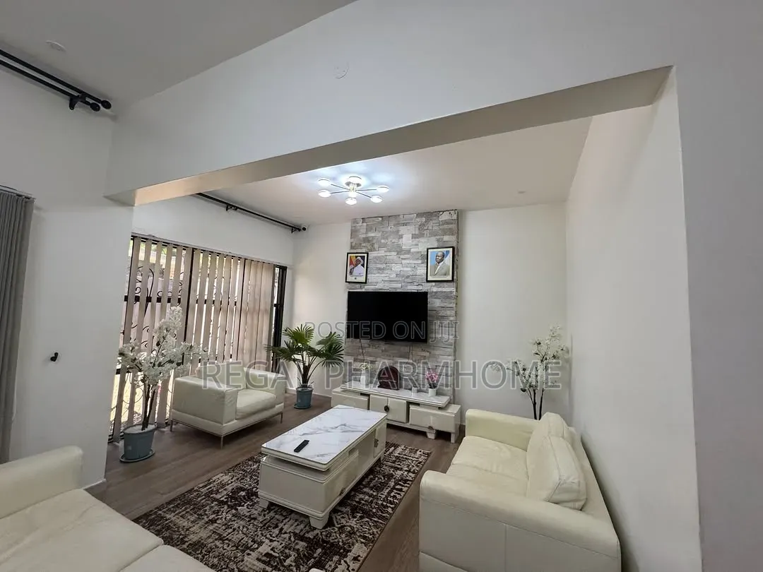 5bdrm House in Kololo, Central Division for rent