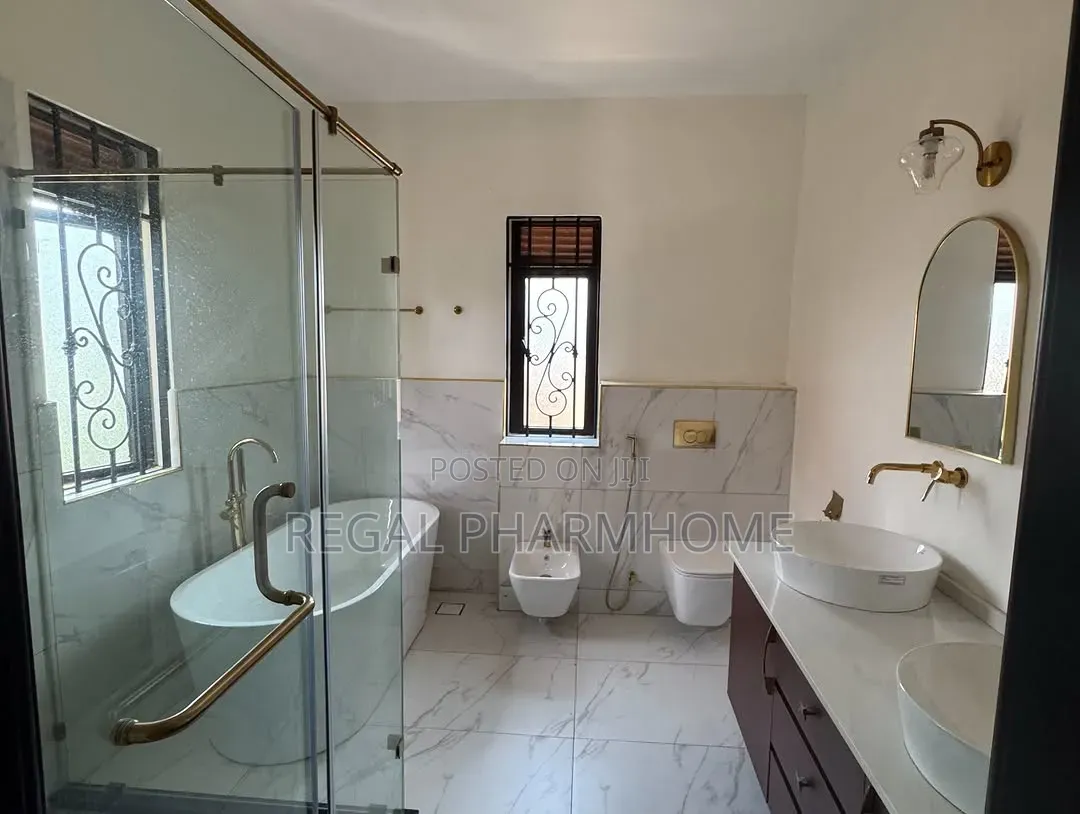 5bdrm House in Kololo, Central Division for rent