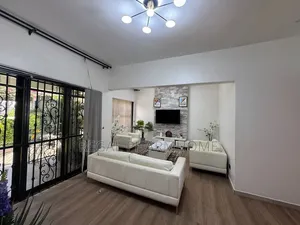5bdrm House in Kololo, Central Division for rent