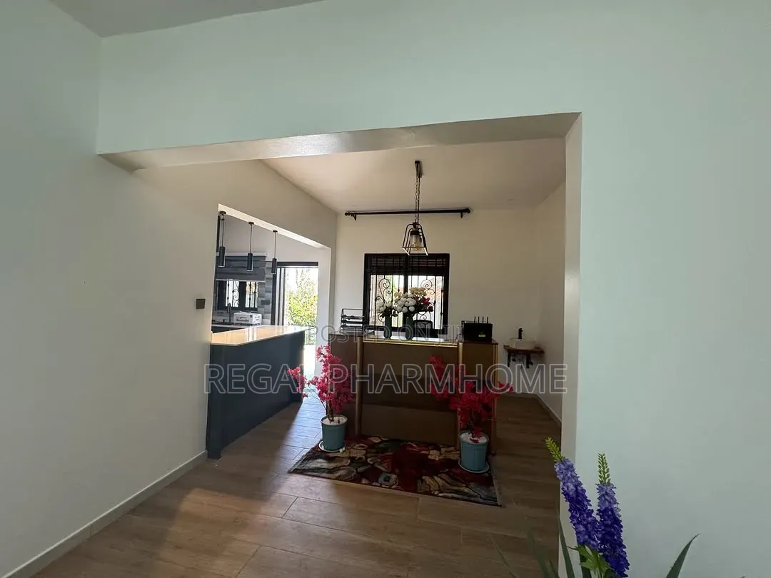 5bdrm House in Kololo, Central Division for rent
