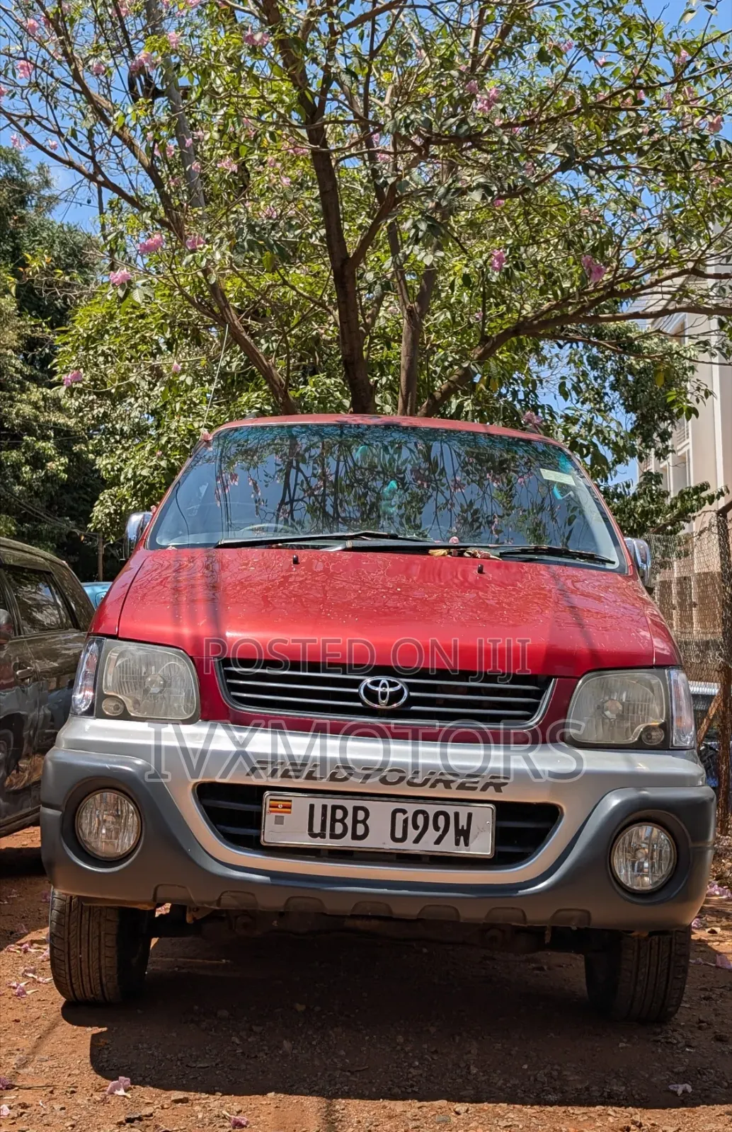 Toyota Noah 2.0 AWD (8 Seater) 2003 Maroon