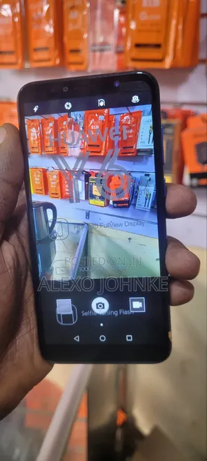 New Vivo Y66i 32 GB Black