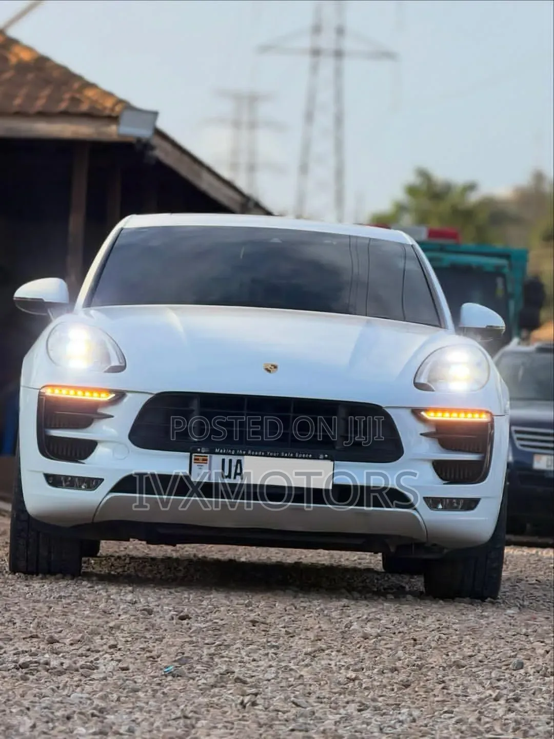 Porsche Macan Turbo 2018 White