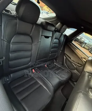 Porsche Macan Turbo 2018 White