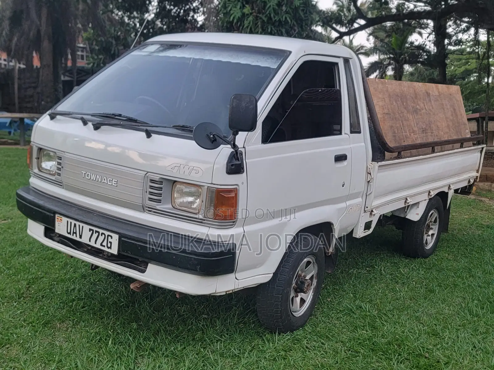 A Townace Pickup Truck for Sale