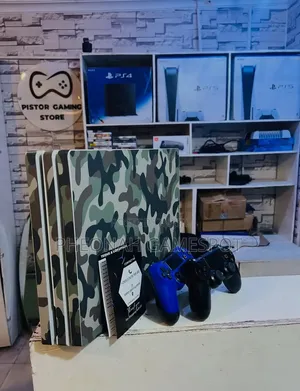 Chipped PS4 Pro With 32 Games and 2 Pads. Forget About Buying Games