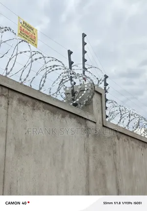 Electric Fence With Razor Wire Fence Hard Stainless Steel