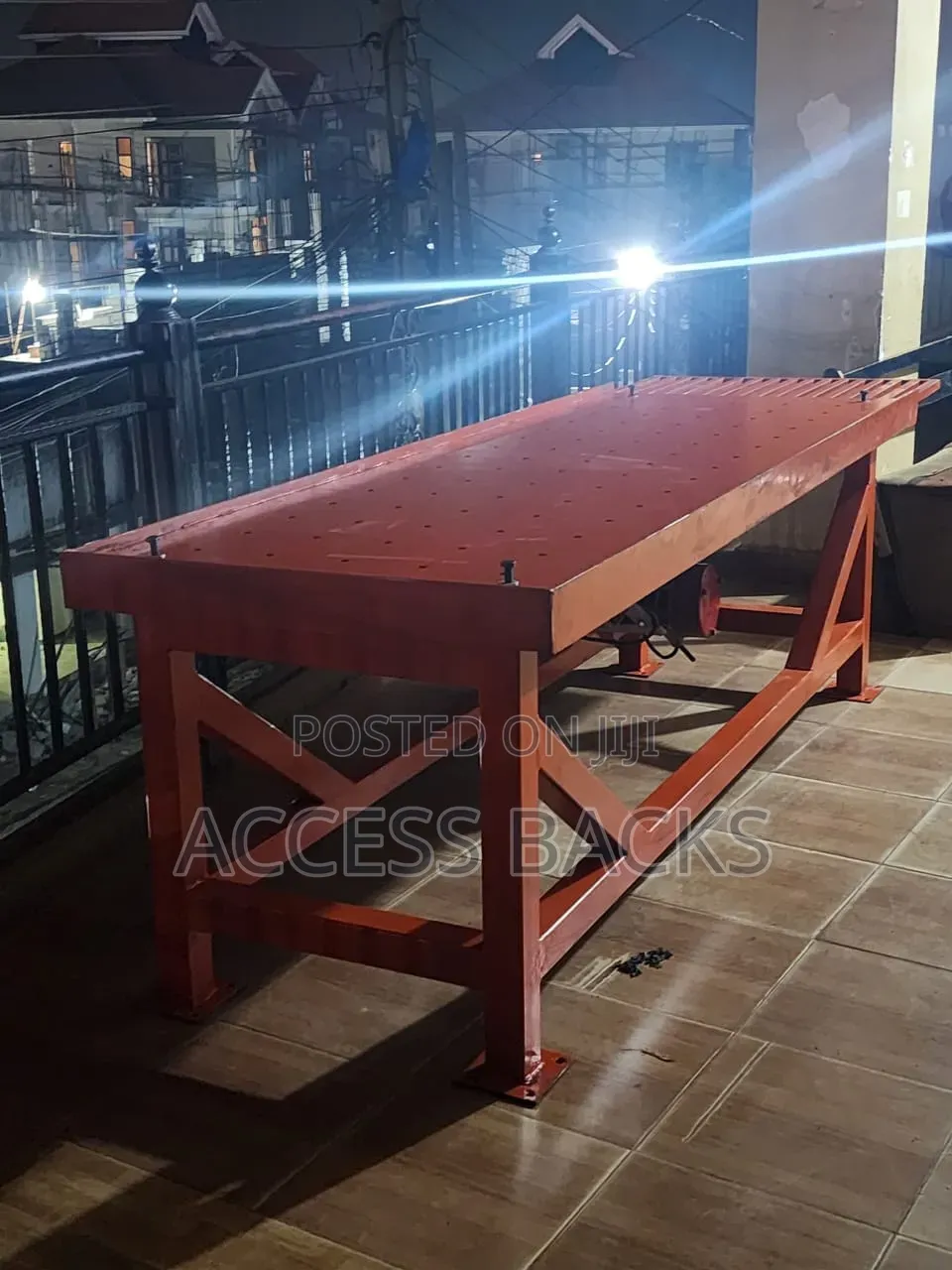 Vibrating Table