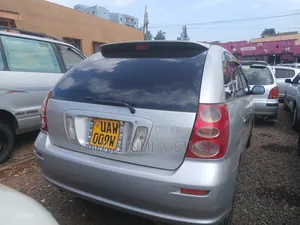 Toyota Nadia 2001 Silver