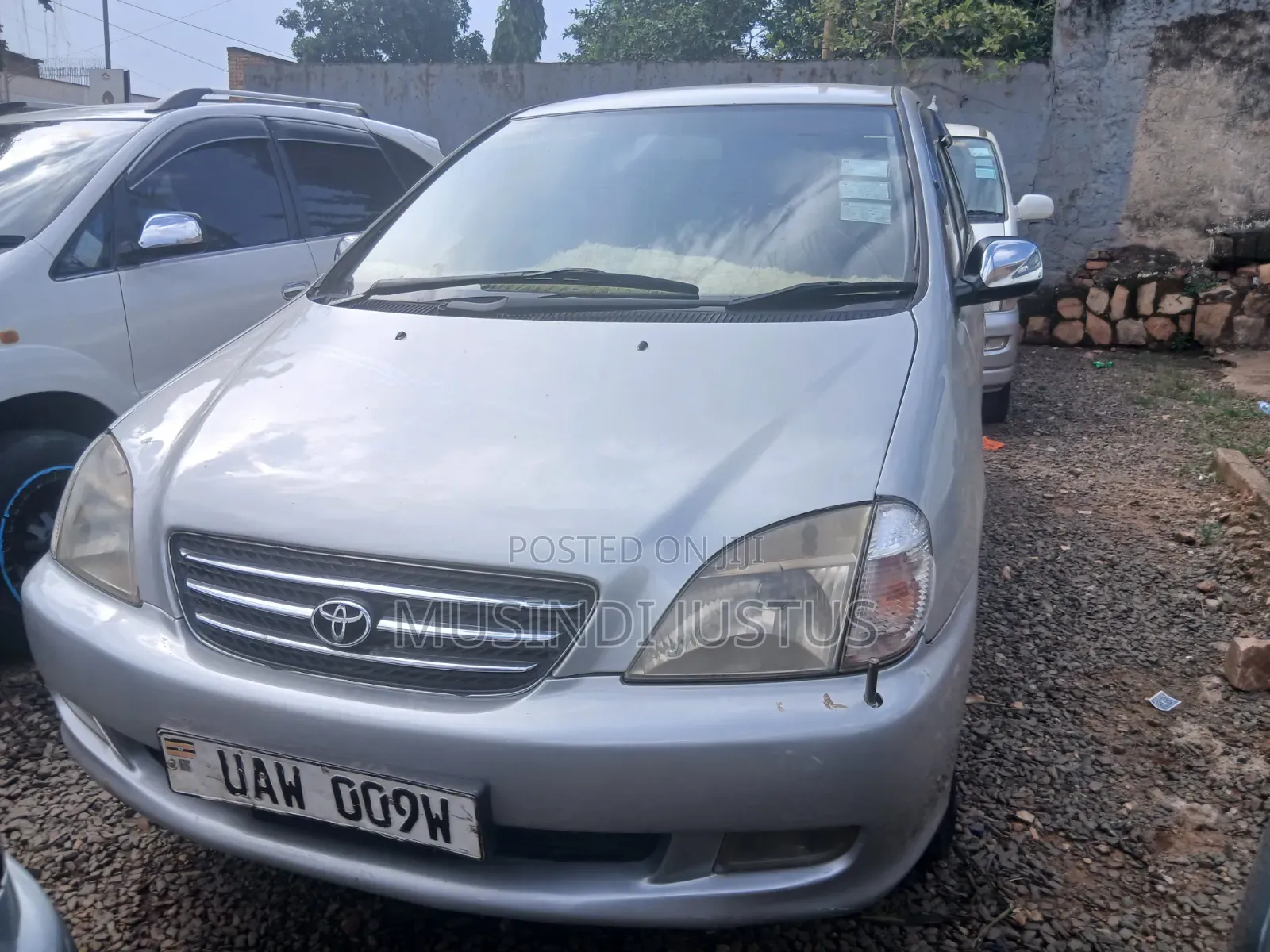 Toyota Nadia 2001 Silver